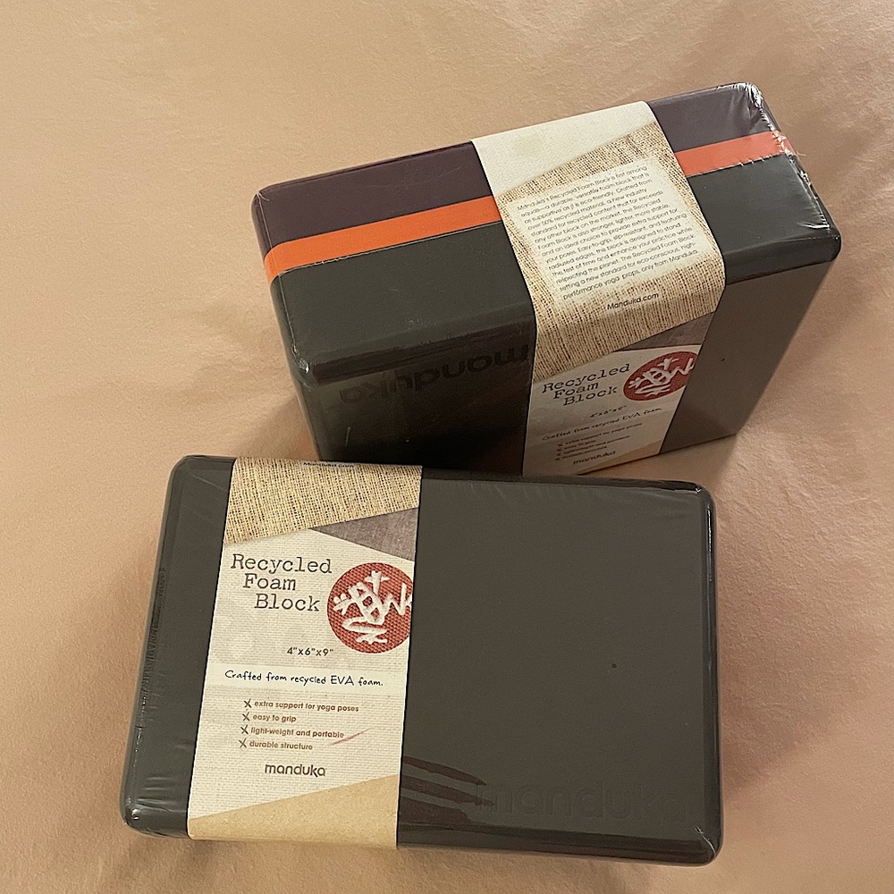 Yoga Blocks NWT